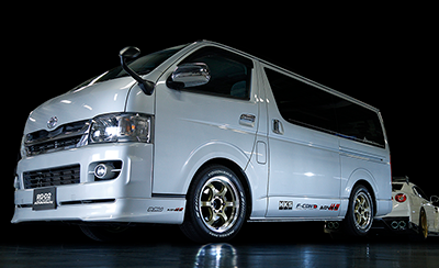 HIACE tuned by Kansai service<br>MACHINING & CHAMPAGNE GOLD