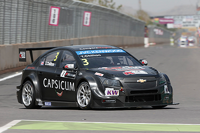 トム・チルトン選手のChevrolet RML Cruze TC1